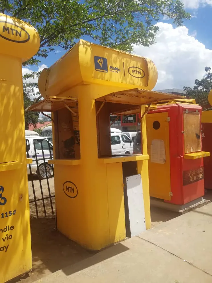 Yellow MTN branded trade outlet after field execution
